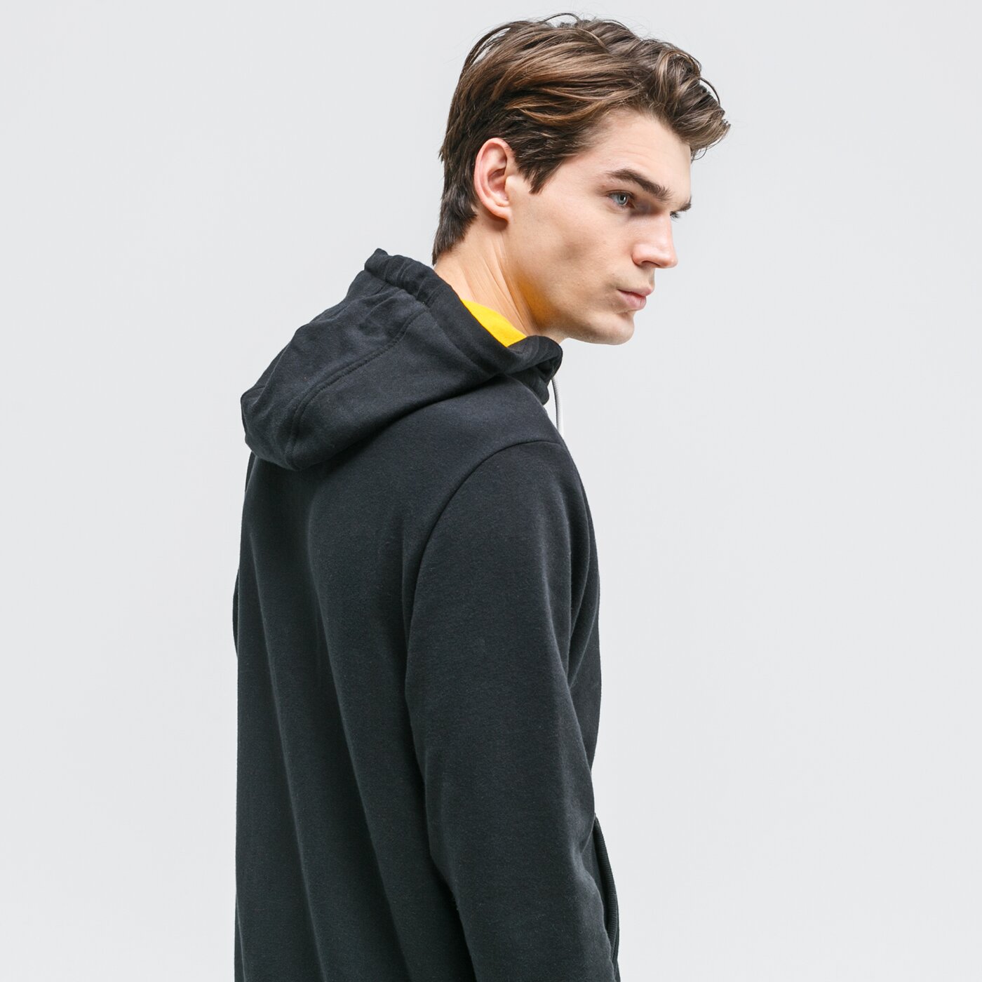 Bluza męska UMBRO BLUZA Z KAPTUREM WILLIS ul320blm08001 kolor czarny