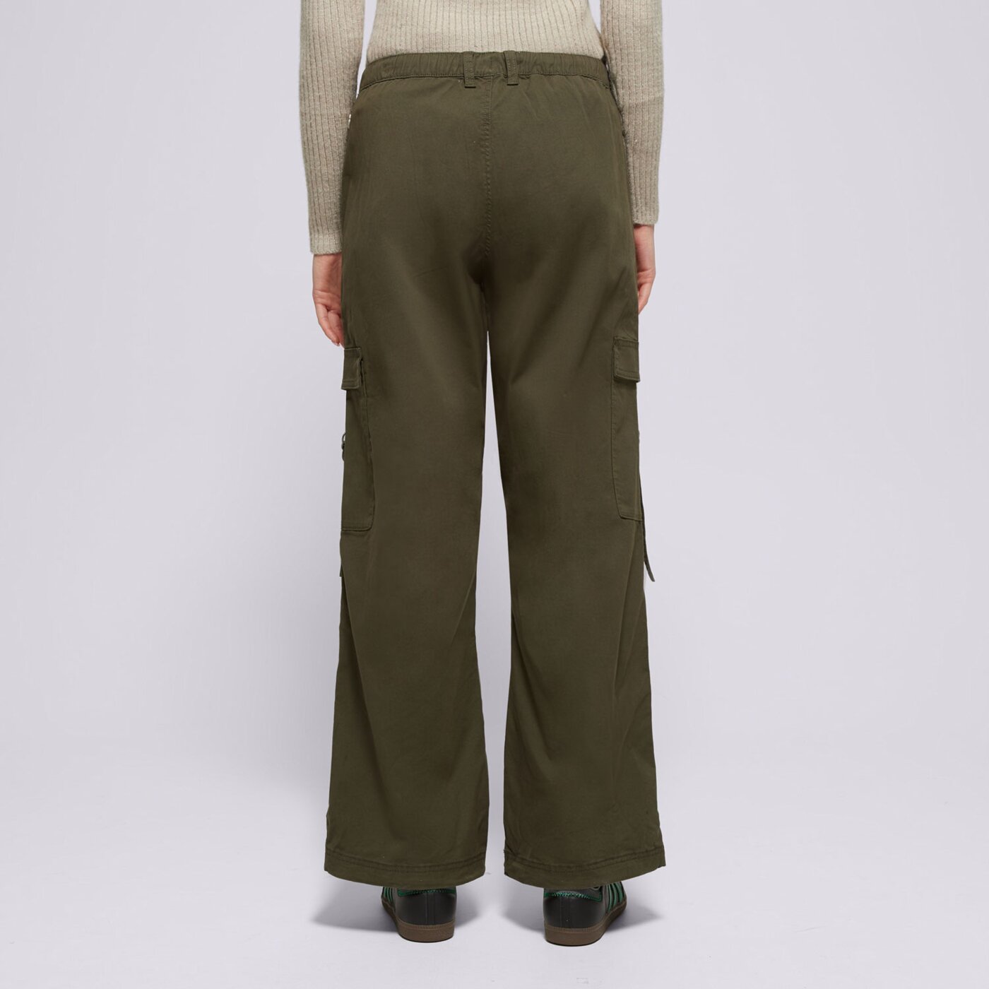 Spodnie dresowe damskie CHAMPION SPODNIE PARACHUTE PANTS 117503gs508 kolor khaki