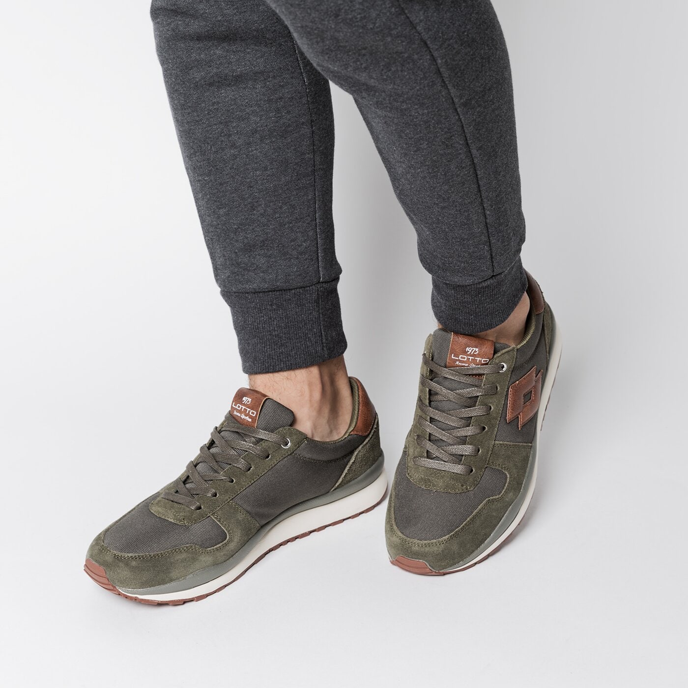 Buty sportowe męskie LOTTO CORDOVA t0122 kolor khaki