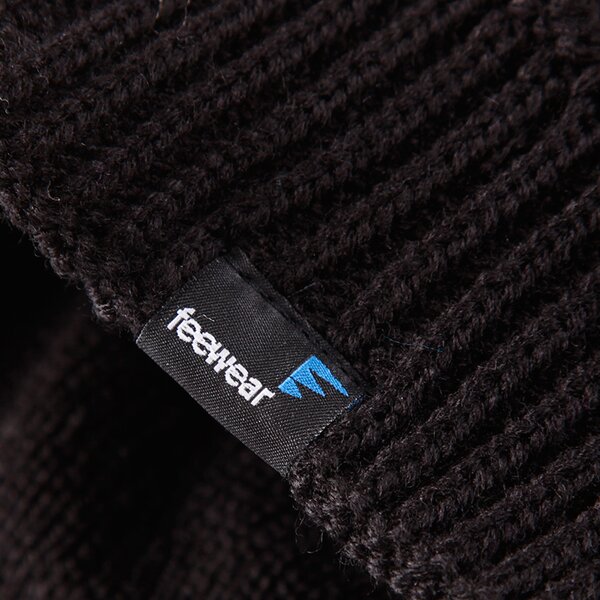 Czapka zimowa damska FEEWEAR CZAPKA Z DORY fw33czd02c kolor czarny