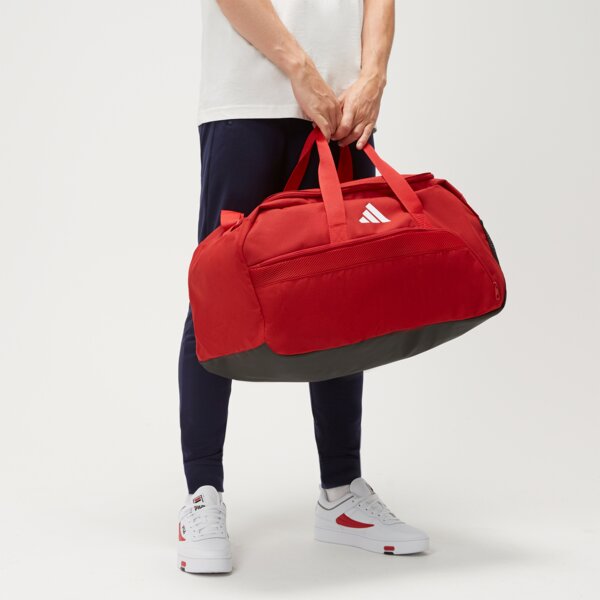 Torba sportowa damska ADIDAS TORBA TIRO L DUFFLE M ib8658 kolor czerwony