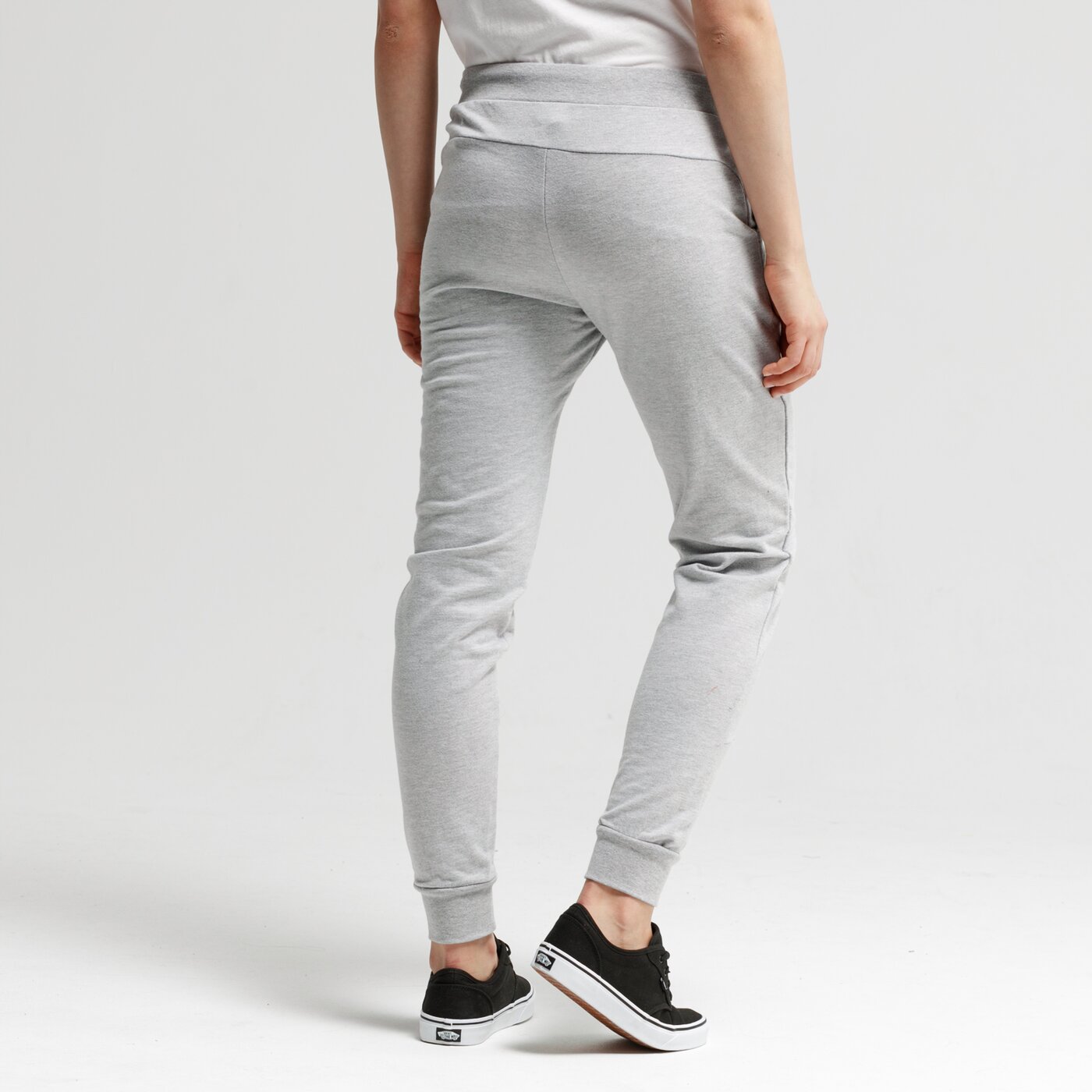 Spodnie dresowe damskie UMBRO SPODNIE HUMMY ul19spd08001 kolor szary