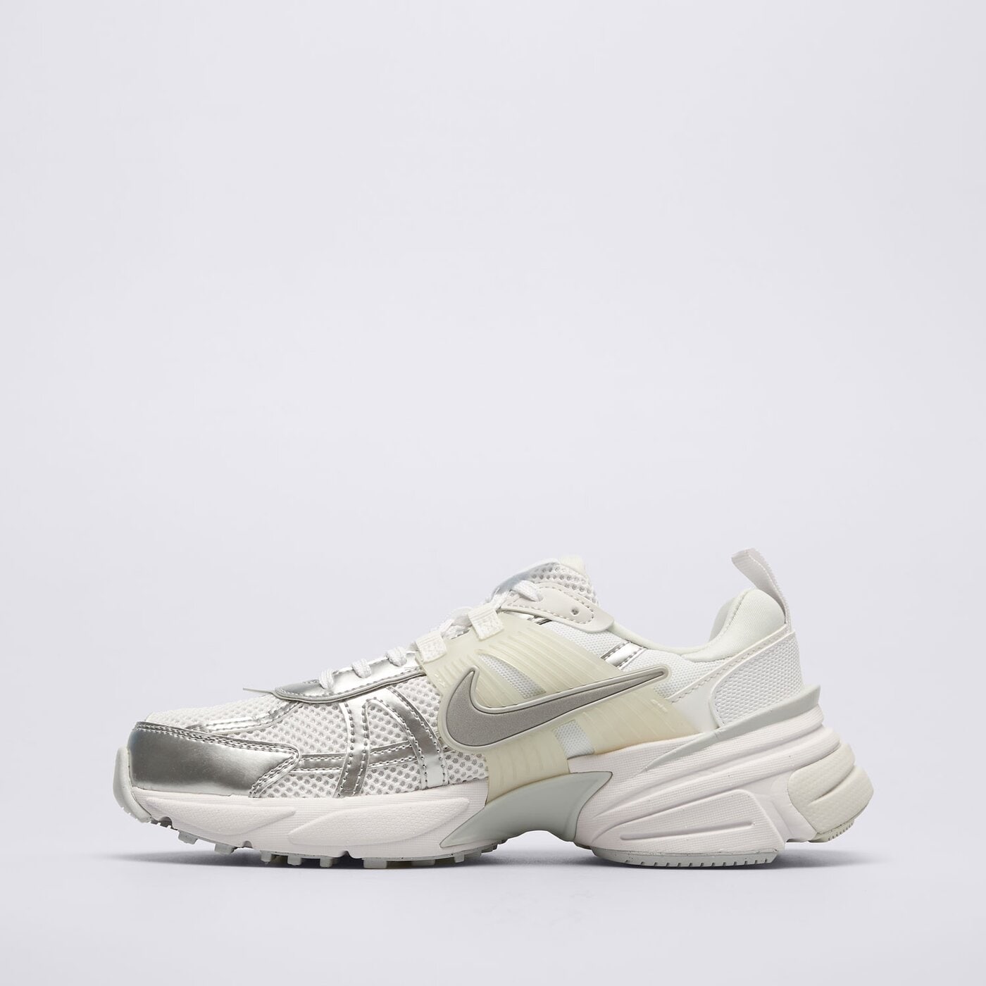 Buty sportowe damskie NIKE V2K RUN  fd0736-104 kolor biały