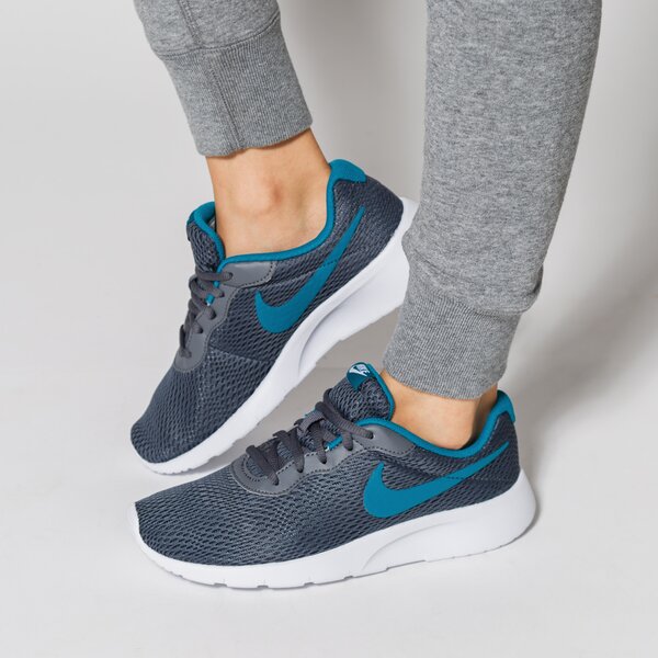 Buty dziecięce NIKE TANJUN BG 818381008 kolor szary