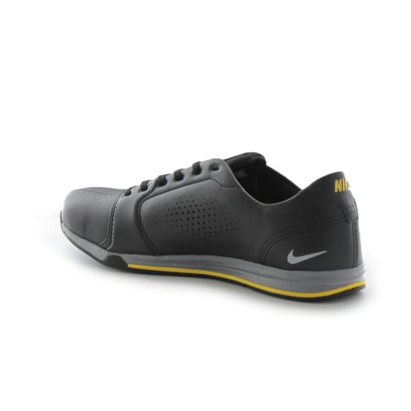 Buty treningowe męskie NIKE CIRCUIT TRAINER LEATHER  459447006 kolor czarny