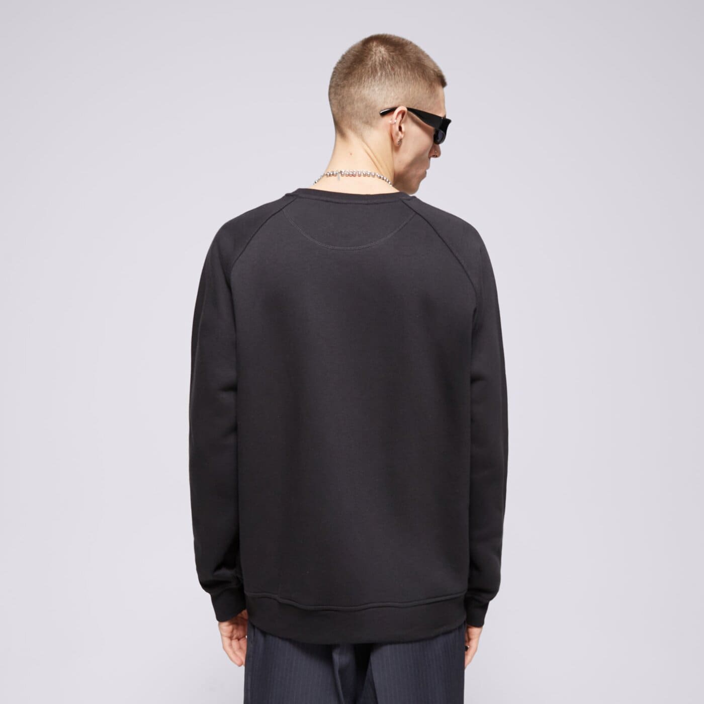 Bluza męska ADIDAS BLUZA ESS CREW iy4932 kolor czarny