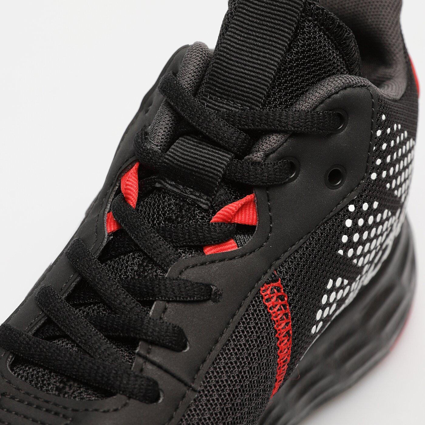 Buty dziecięce do koszykówki ADIDAS OWNTHEGAME 2.0 K if2693 kolor czarny