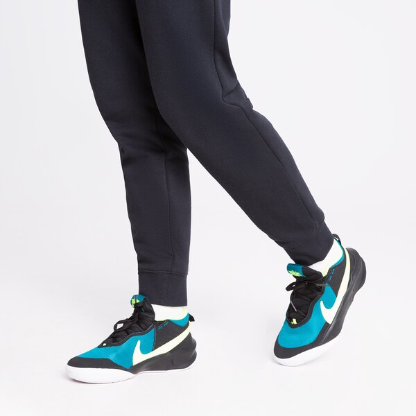 Buty dziecięce do koszykówki NIKE TEAM HUSTLE D 10 cw6735-012 kolor czarny