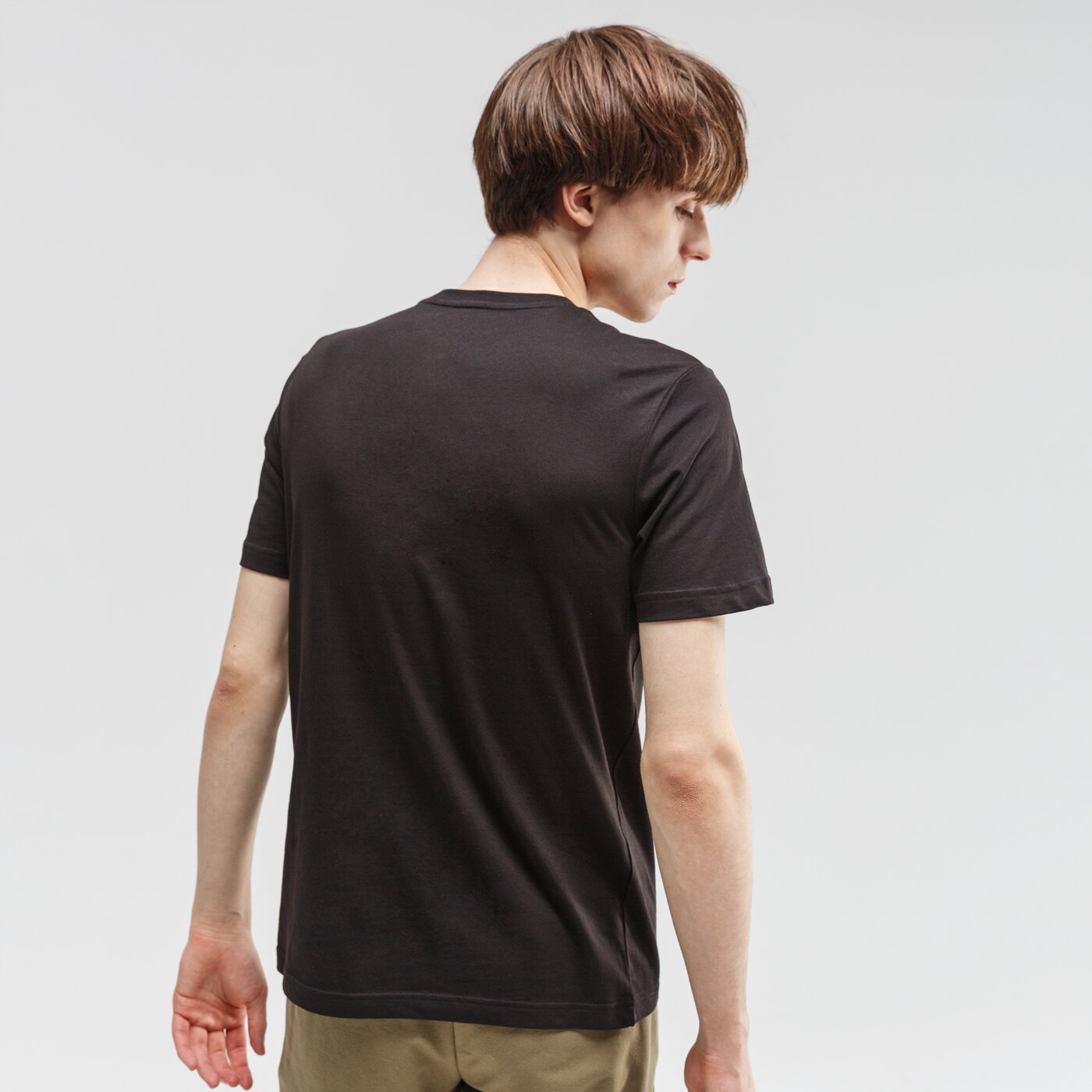 Koszulka męska PUMA T-SHIRT SUMMER PALMS GRAPHIC 581917 01 kolor czarny