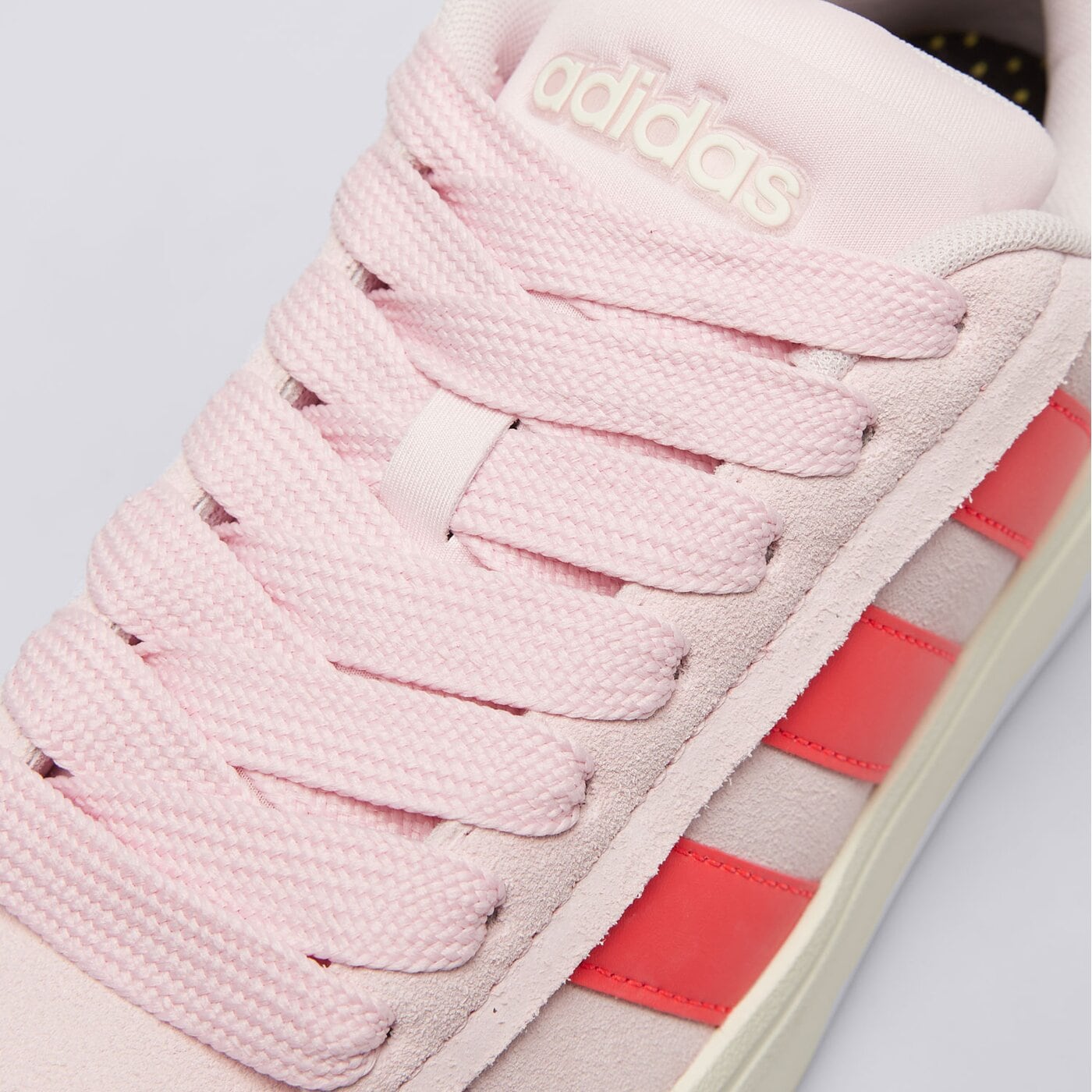 Buty sportowe damskie ADIDAS GRAND COURT ALPHA 00S ji1717 kolor różowy