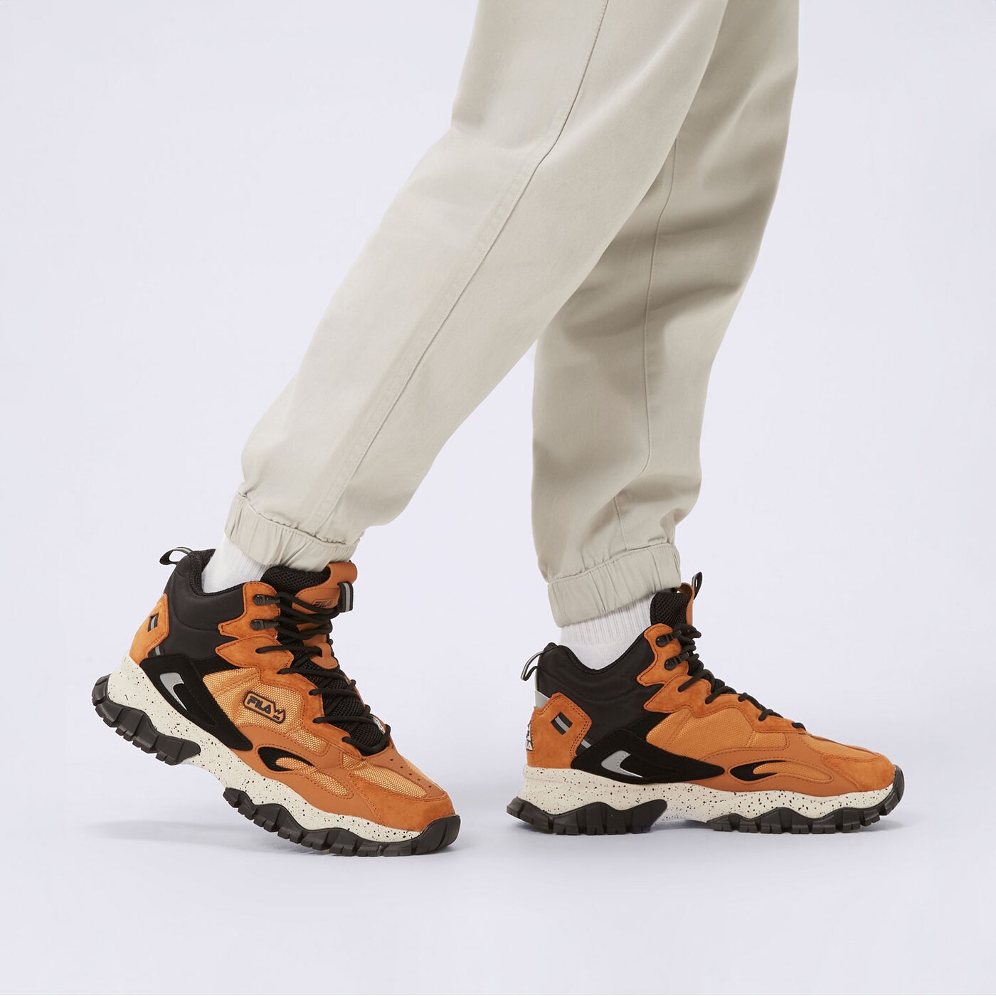 Buty outdoor męskie FILA RAY TRACER TR 2 MID 1rm02876-702 kolor brązowy