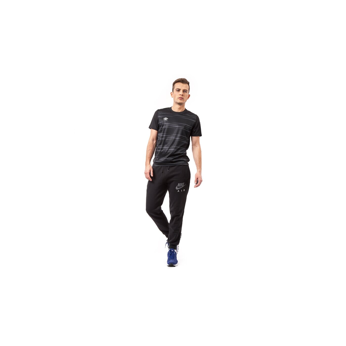 Koszulka męska UMBRO T-SHIRT PRO TRAINING GRAPHIC POLY TEE 1 62916uc44 kolor czarny