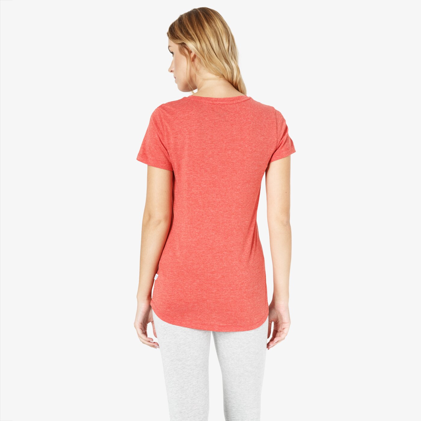 Koszulka damska PUMA T-SHIRT SS ELEVATED ESS LOGO HEATH. 85212712 kolor czerwony