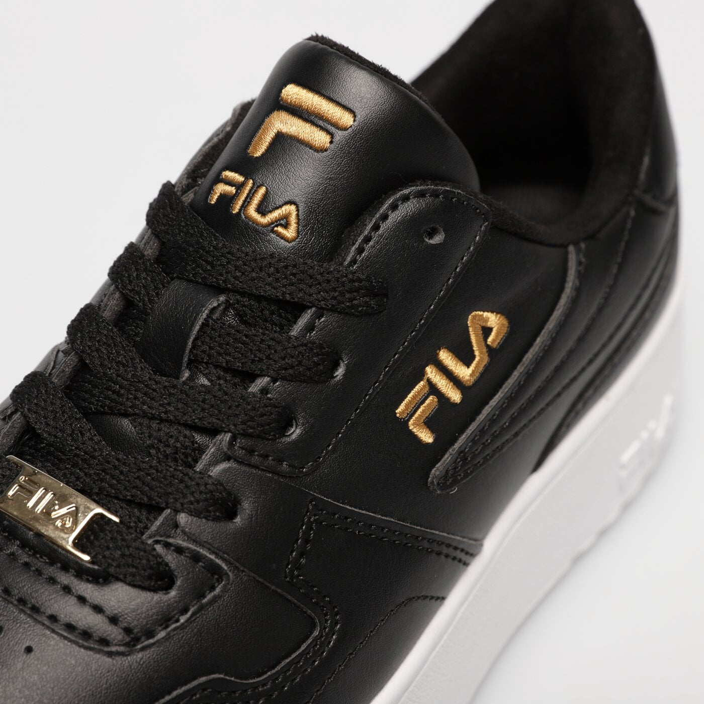 Buty sportowe damskie FILA VENTUNO 5fm01834-016 kolor czarny