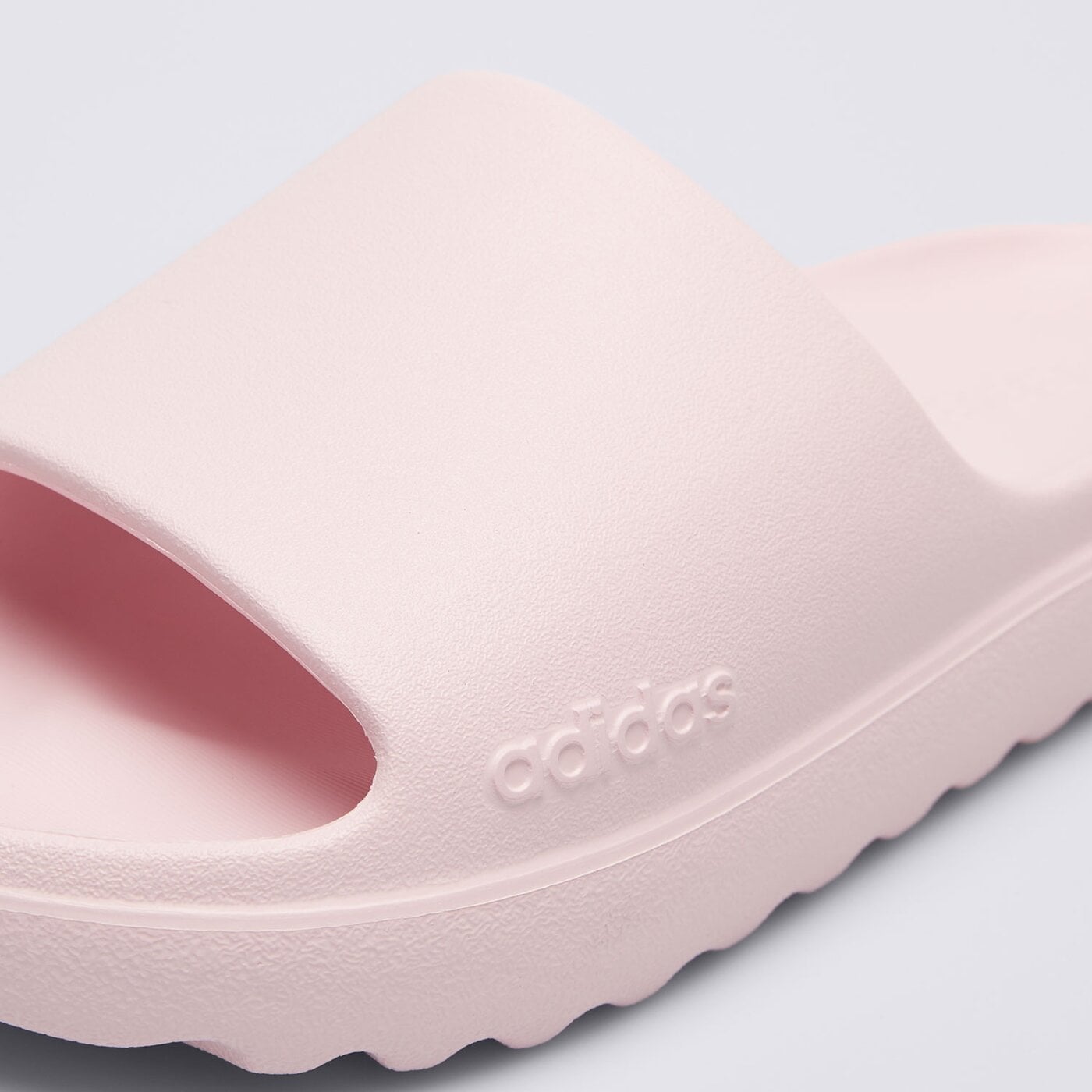 Klapki damskie ADIDAS ADILETTE LUMIA jq7460 kolor różowy