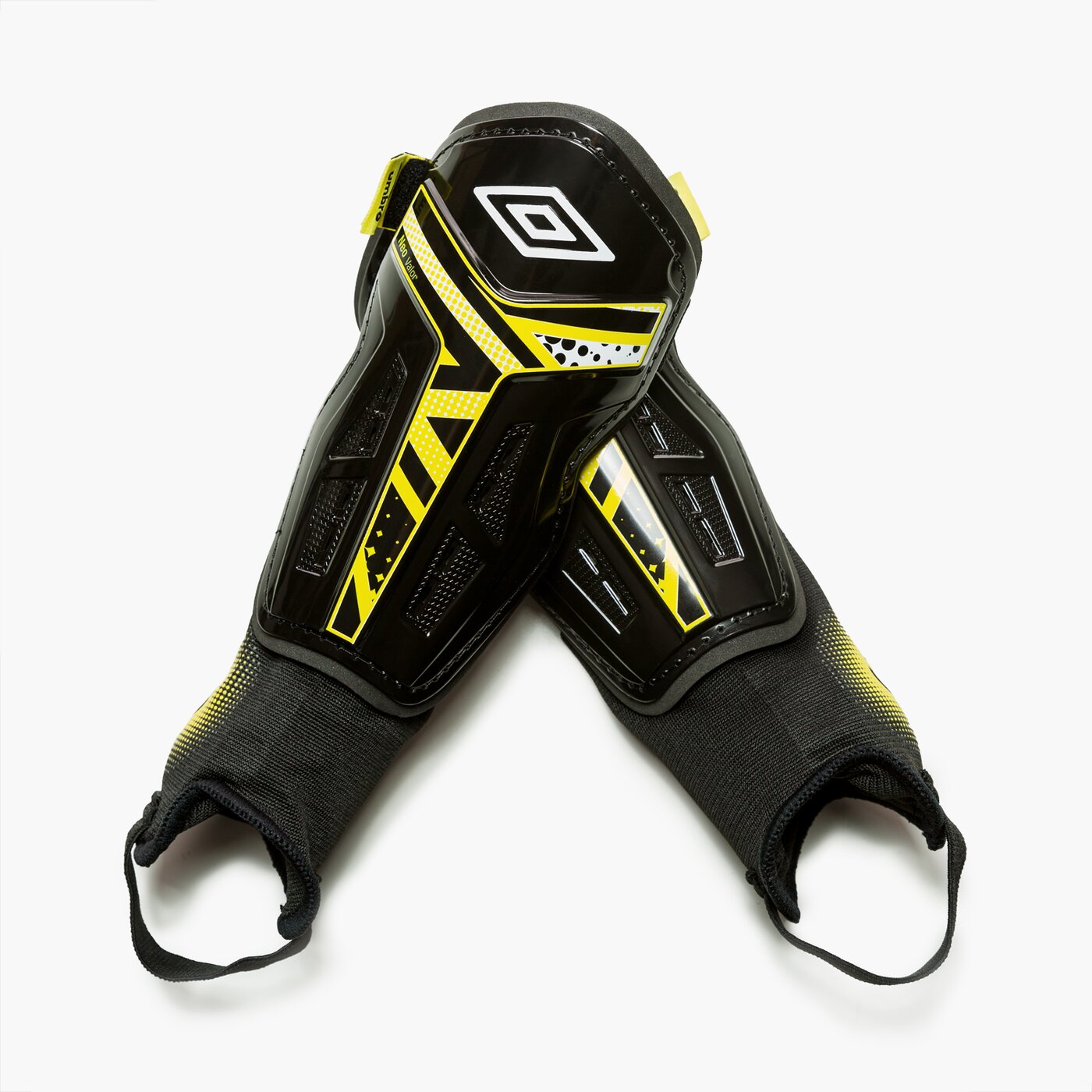 Męskie UMBRO OCHRANIACZE NEO VALOR GUARD WITH DET/SOCK 20891u-fnd kolor czarny