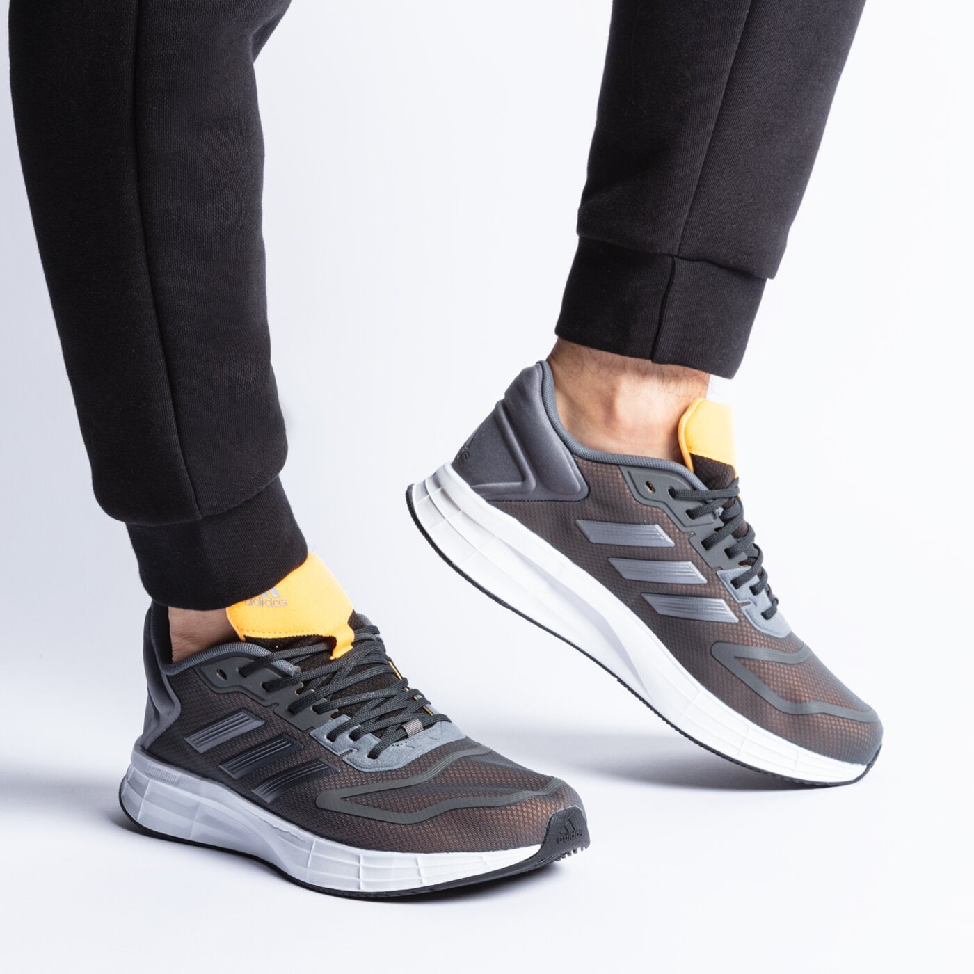 Buty do biegania męskie ADIDAS DURAMO 10 gw8338 kolor szary