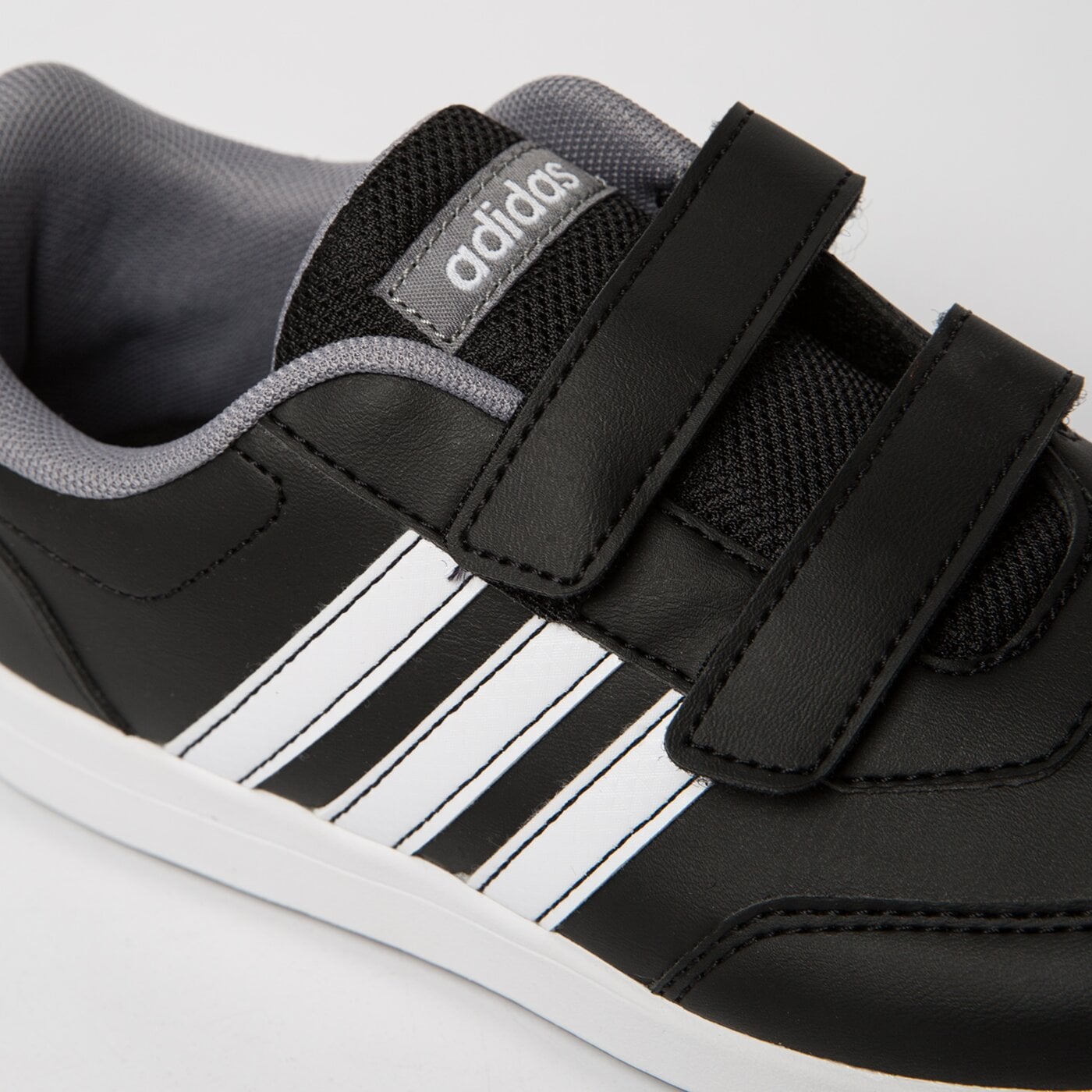 Buty dziecięce ADIDAS VS SWITCH 2 CMF C bc0100 kolor czarny