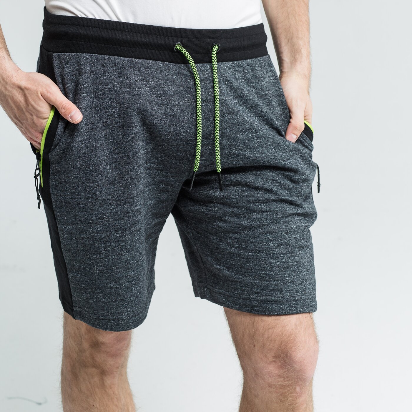 Spodenki męskie UMBRO SZORTY RETAT ul19szm26001 kolor czarny