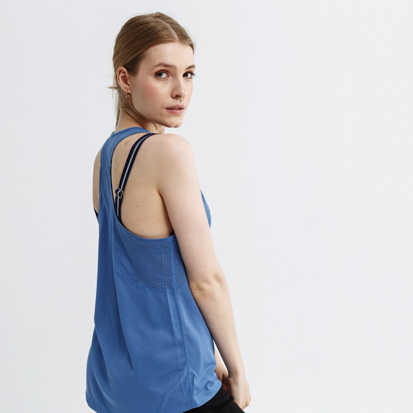 Top damski NIKE TANK W NK RUN 890351-458 kolor niebieski