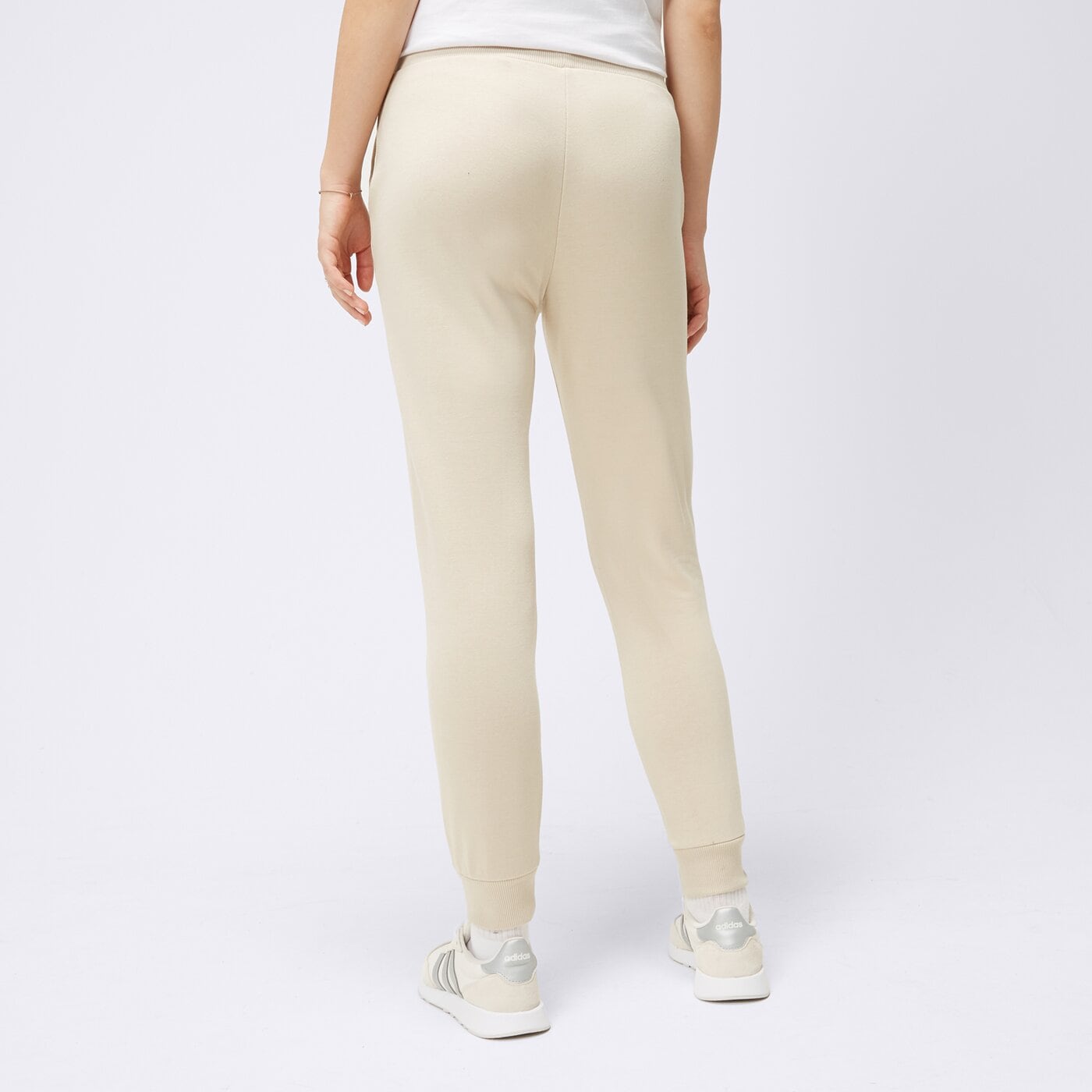 Spodnie dresowe damskie UMBRO SPODNIE AMOTTI ul323spd90003 kolor beżowy