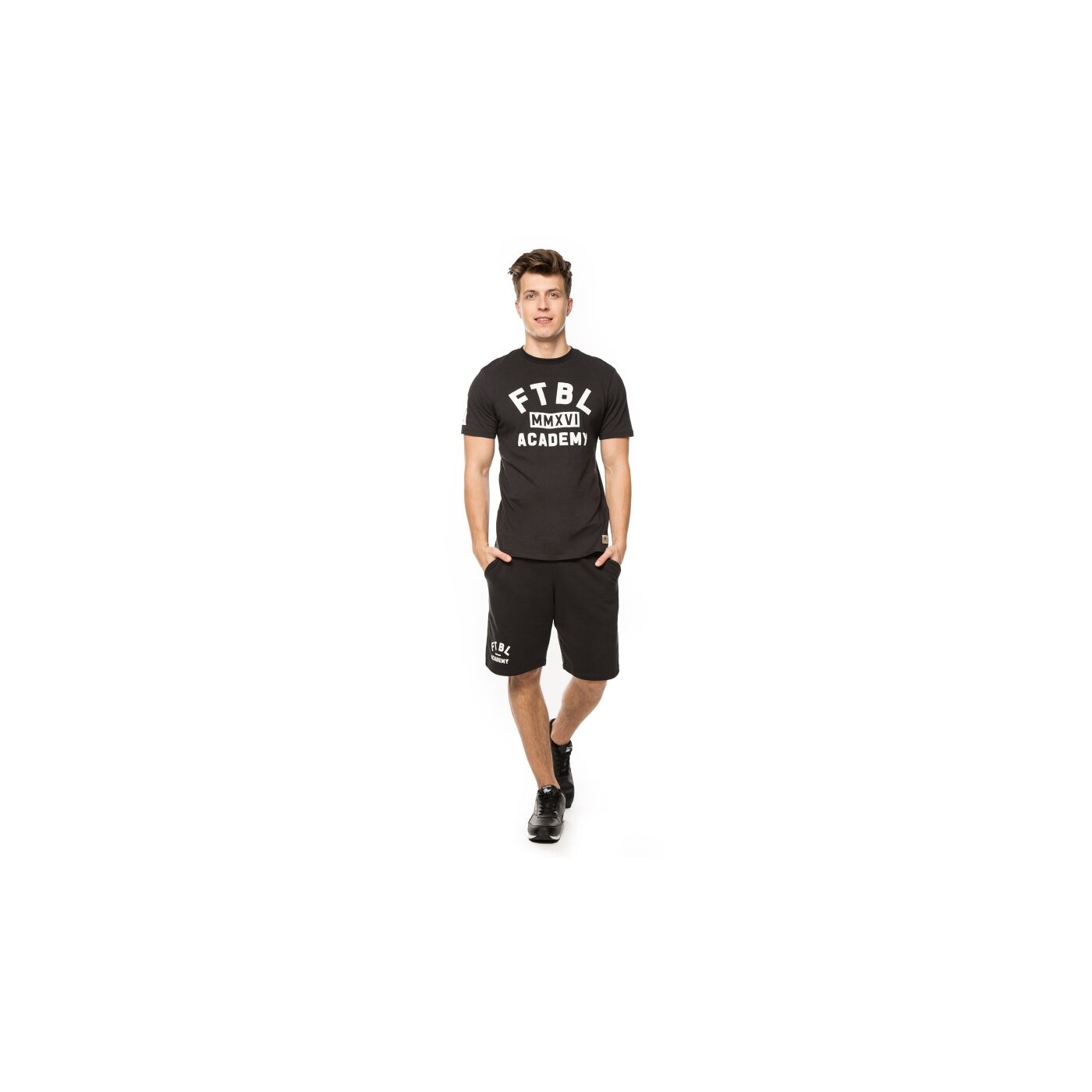 Koszulka męska UMBRO T-SHIRT GRAPHIC COTTON TEE 64108u060 kolor czarny