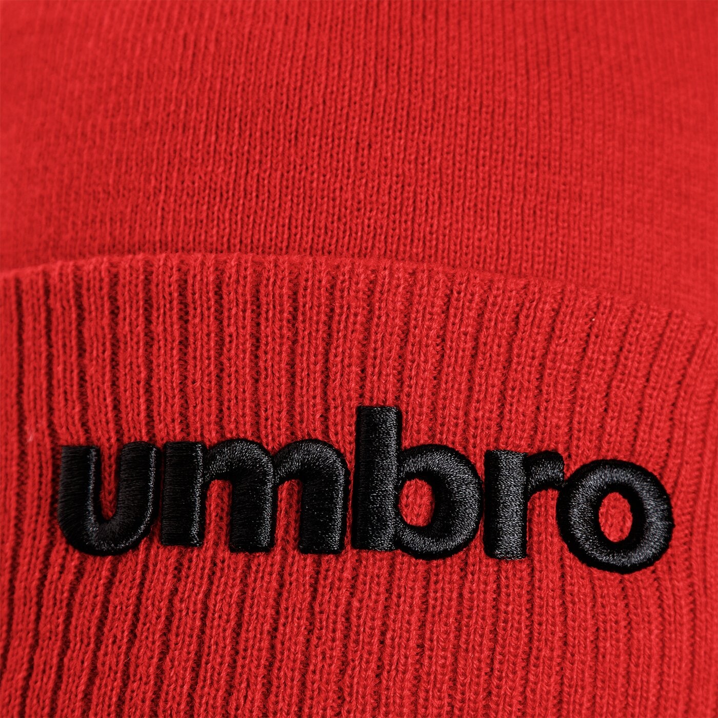 Czapka zimowa damska UMBRO CZAPKA OREBRO ul39hat32001 kolor czerwony
