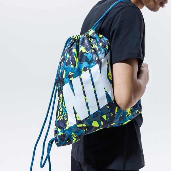 Plecak damski NIKE WOREK Y NK GMSK - AOP cu8339-301 kolor multicolor