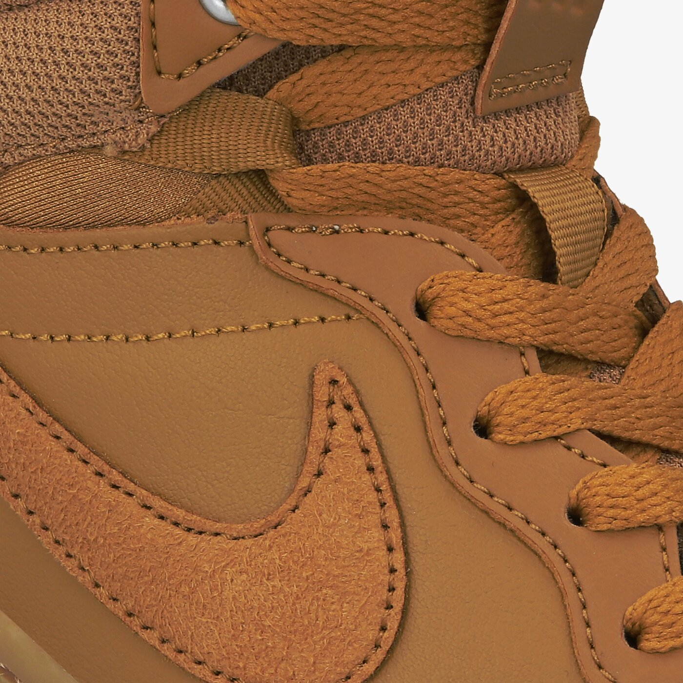 Buty dziecięce NIKE COURT BOROUGH MID 2 BOOT (GS) bq5440-700 kolor brązowy