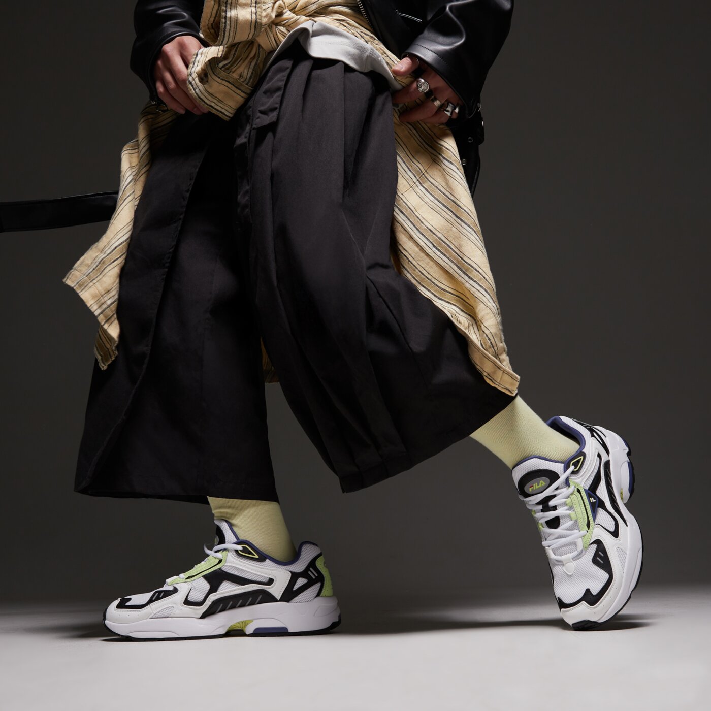 Buty sportowe męskie FILA ARCHIVE RJV 1fm02732143 kolor biały