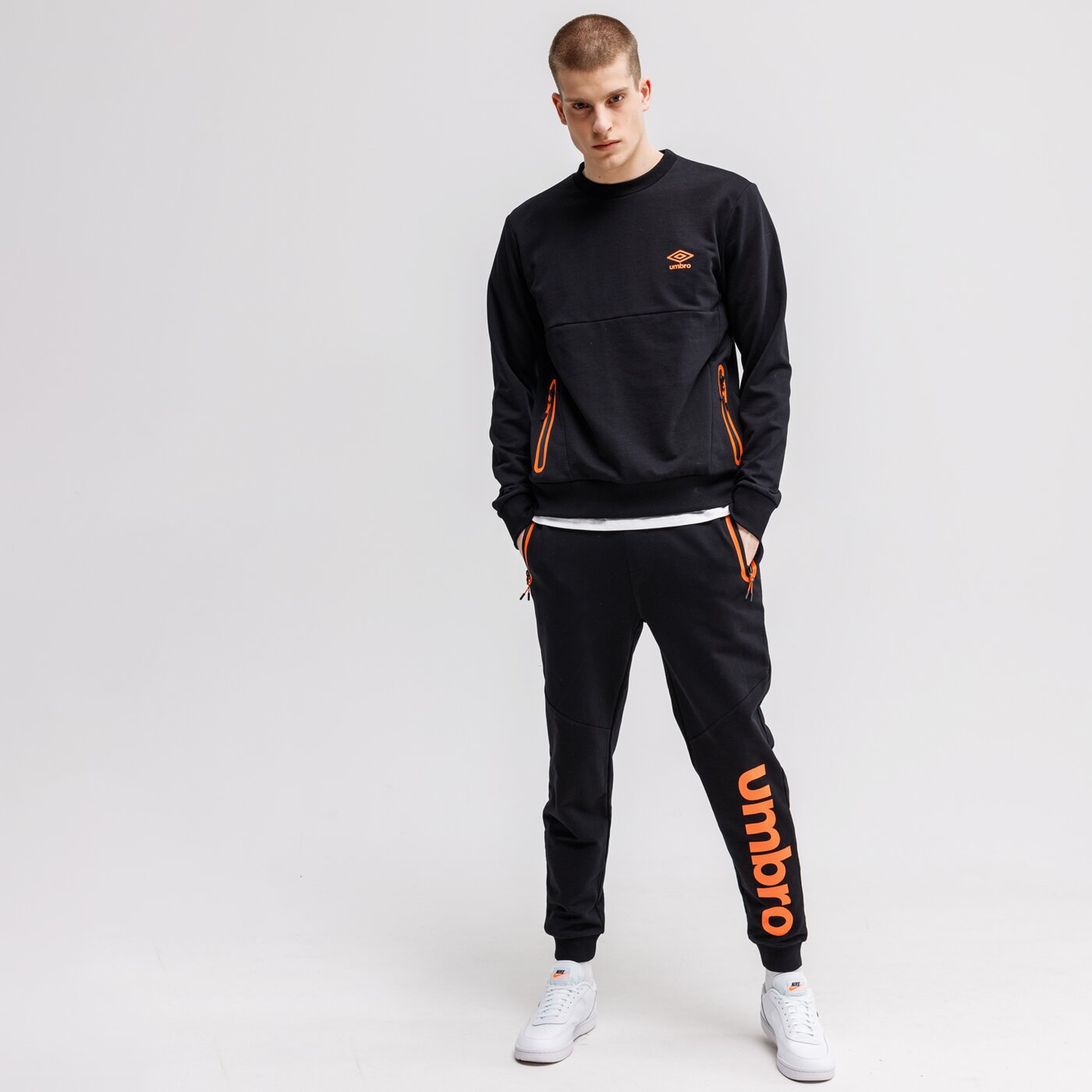 Bluza męska UMBRO BLUZA CRISTY ul121blm38001 kolor czarny