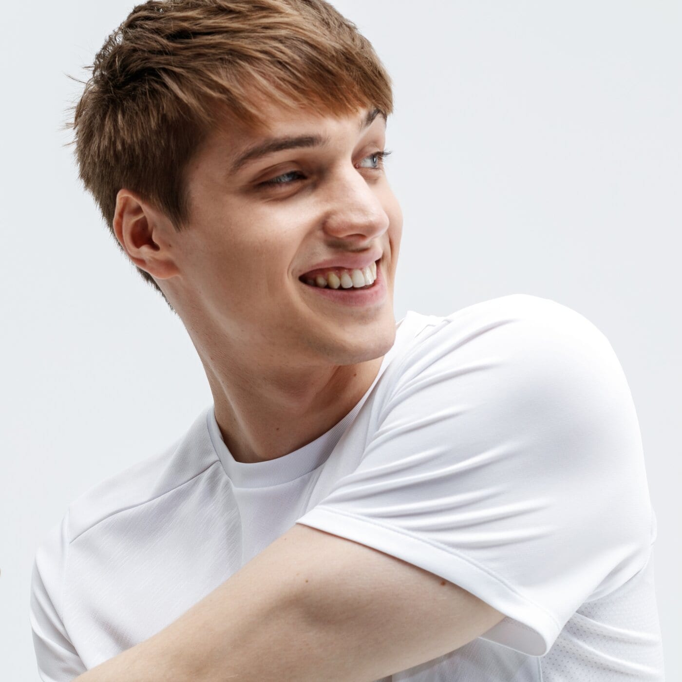 Koszulka męska UMBRO T-SHIRT SS TRAINING JERSEY 65482u-13v kolor biały