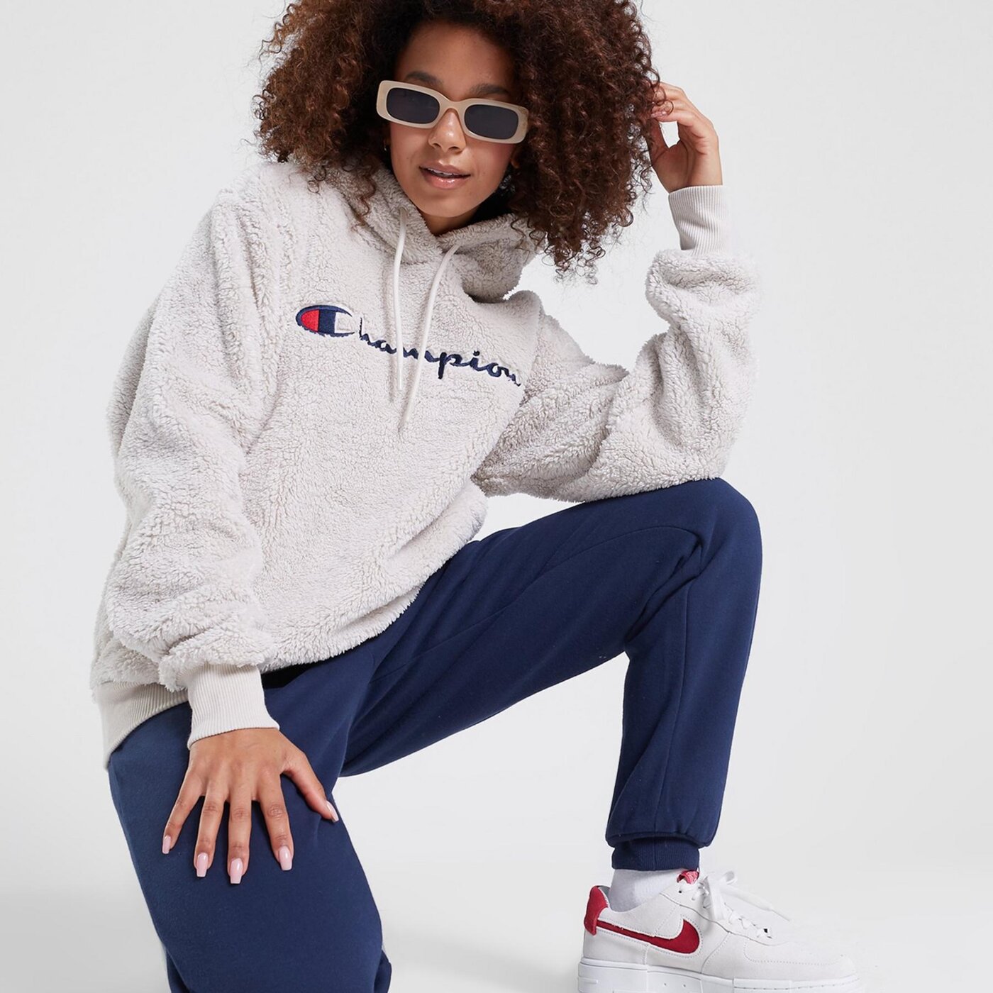 Bluza damska CHAMPION POLAR HOODED SWEATSHIRT 116598es057 kolor beżowy