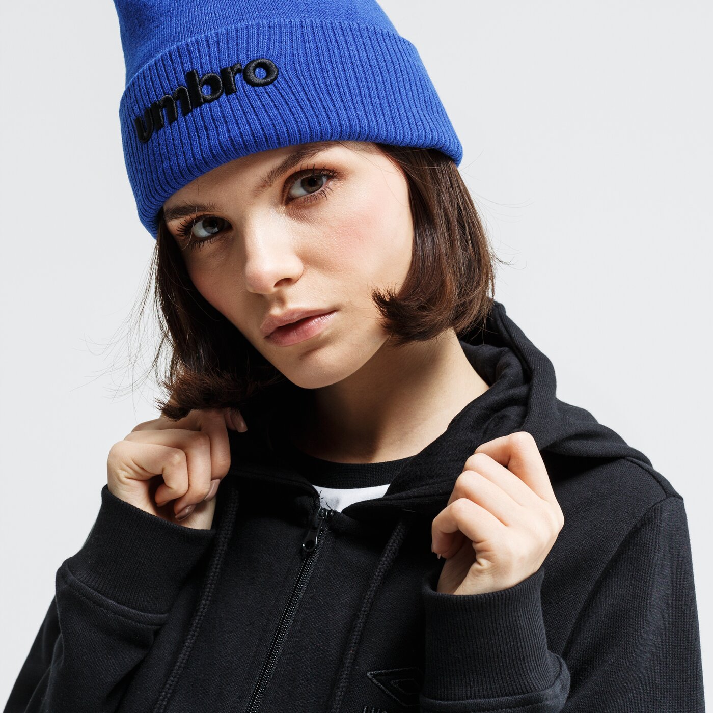 Bluza damska UMBRO BLUZA ROZPINANA Z KAPTUREM LINDI ul120bld03001 kolor czarny