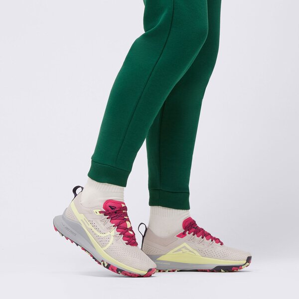 Buty do biegania damskie NIKE REACT PEGASUS TRAIL 4  dj6159-002 kolor różowy