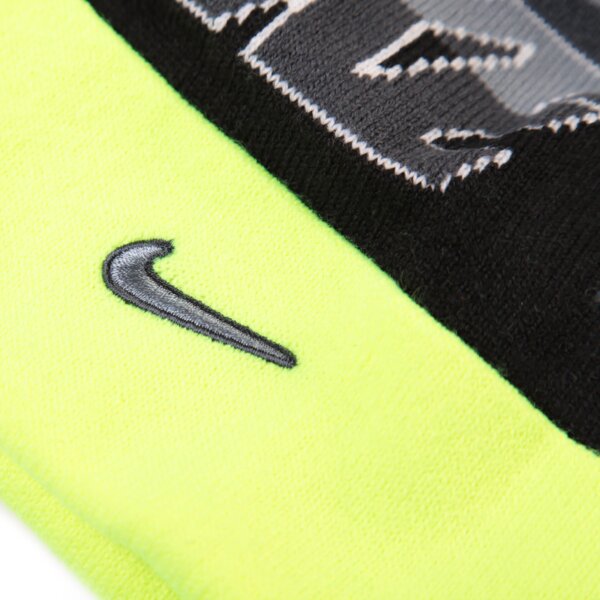 NIKE CZAPKA CUFFED BEANIE YTH 618546010 kolor czarny