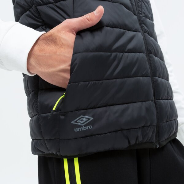Bezrękawnik męski UMBRO BEZRĘKAWNIK ELAN ul122kam90001 kolor czarny