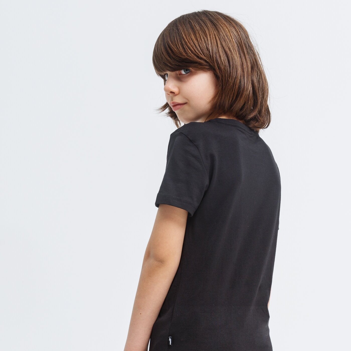 Koszulka dziecięca PUMA T-SHIRT ESS+ 2 COL LOGO B 586985 01 kolor czarny