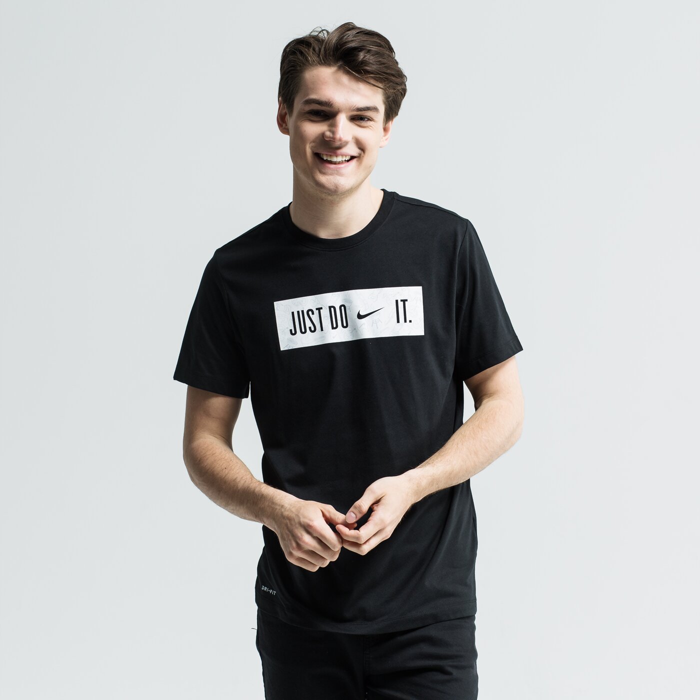 Koszulka męska NIKE T-SHIRT SS M NK DRY TEE DB JDQ BLOCK 2.0 bq1851-010 kolor czarny