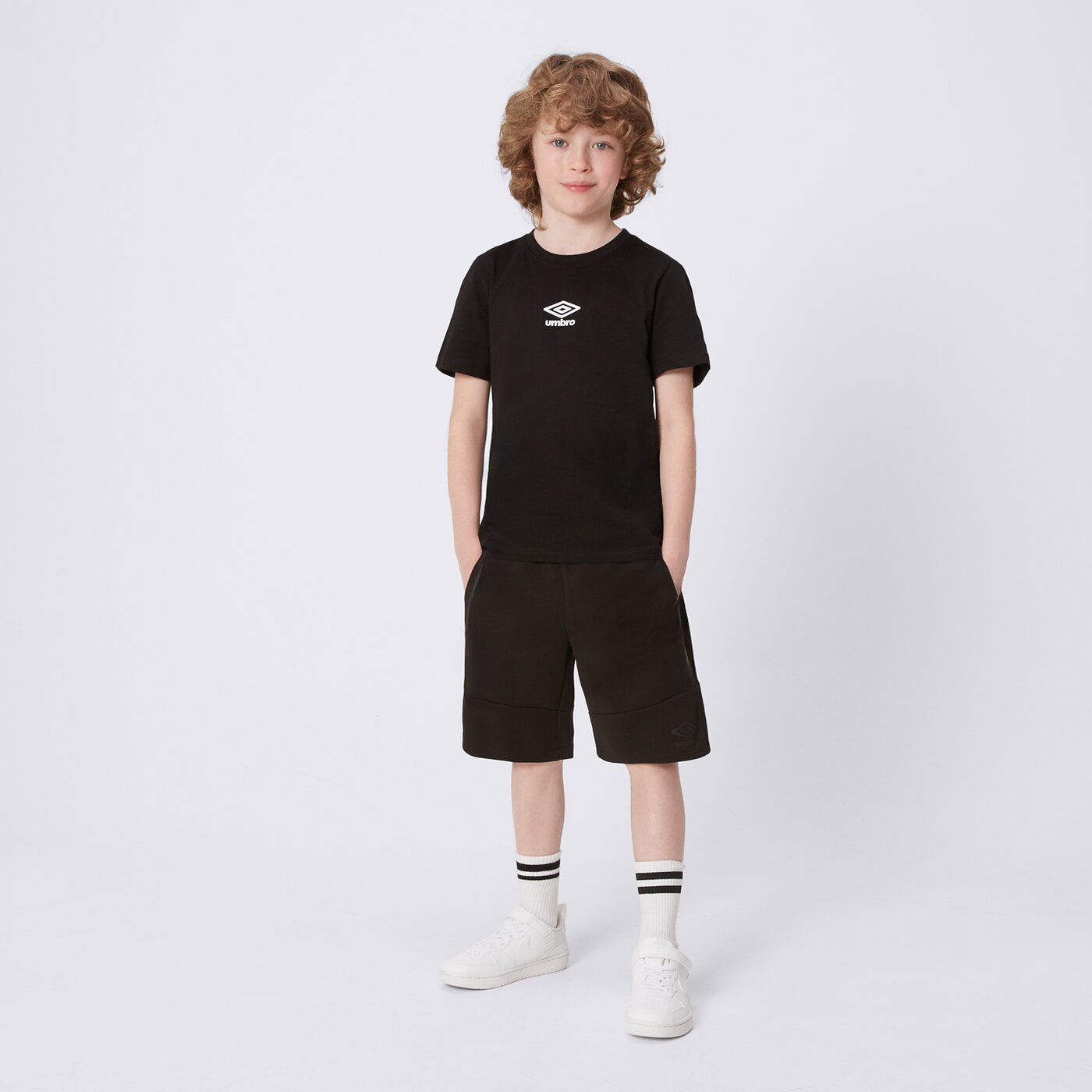 Spodenki dziecięce UMBRO SZORTY ORI JR ul125szmj0101 kolor czarny