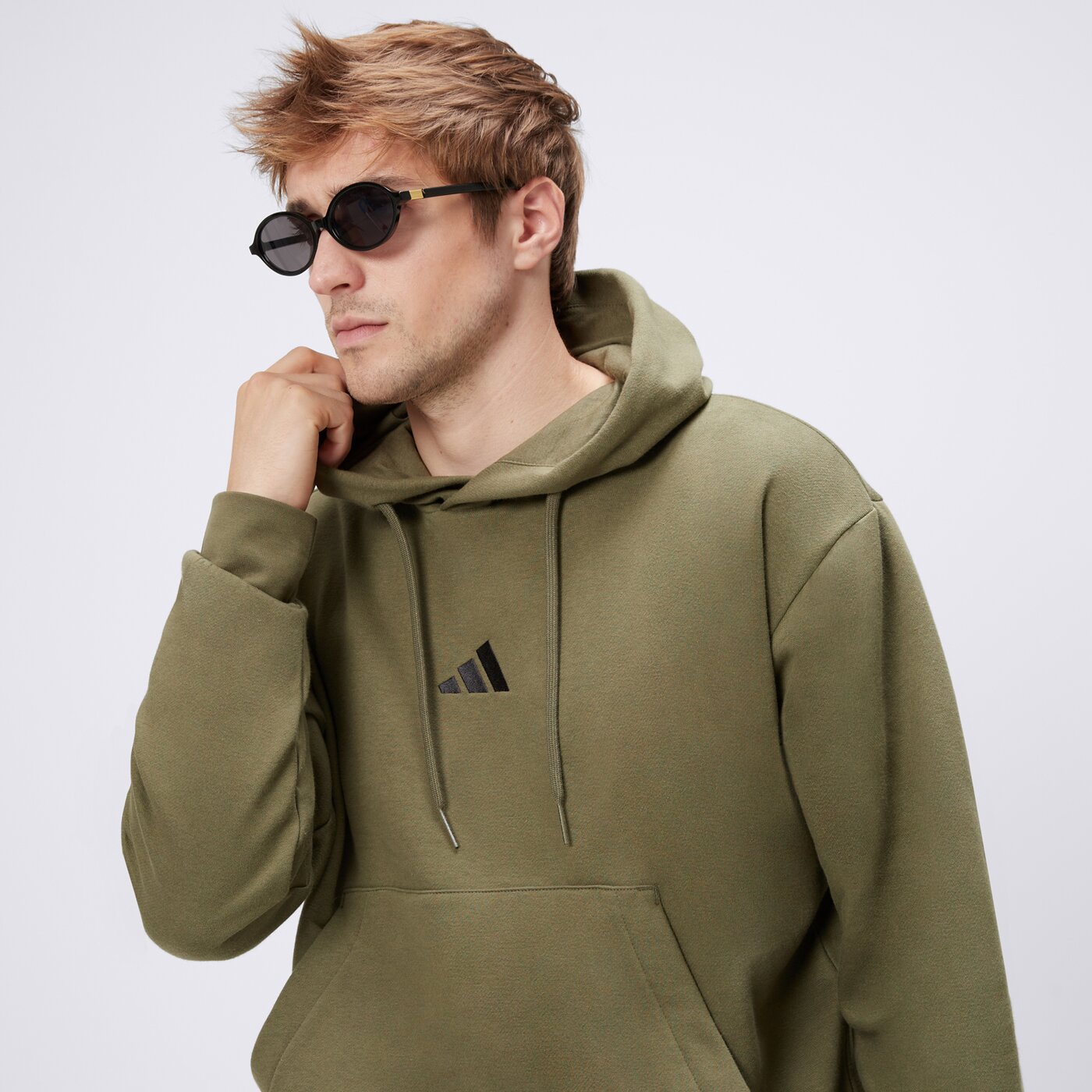 Bluza męska ADIDAS BLUZA Z KAPTUREM M FEELCOZY HD je3799 kolor khaki