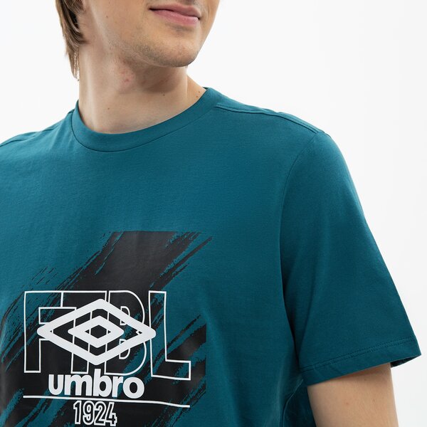 Koszulka męska UMBRO T-SHIRT FW FTBL GRAPHIC 66141u-lb3 kolor niebieski