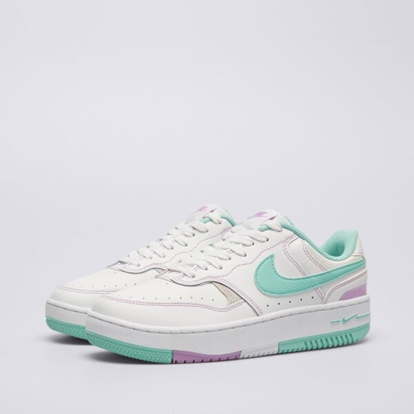 Buty sportowe damskie NIKE GAMMA FORCE AT fn7109-100 kolor biały