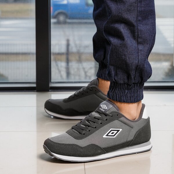 Buty sportowe męskie UMBRO BASE II ummd117011 kolor szary