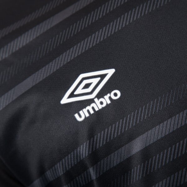 Koszulka męska UMBRO T-SHIRT PRO TRAINING GRAPHIC POLY TEE 1 62916uc44 kolor czarny