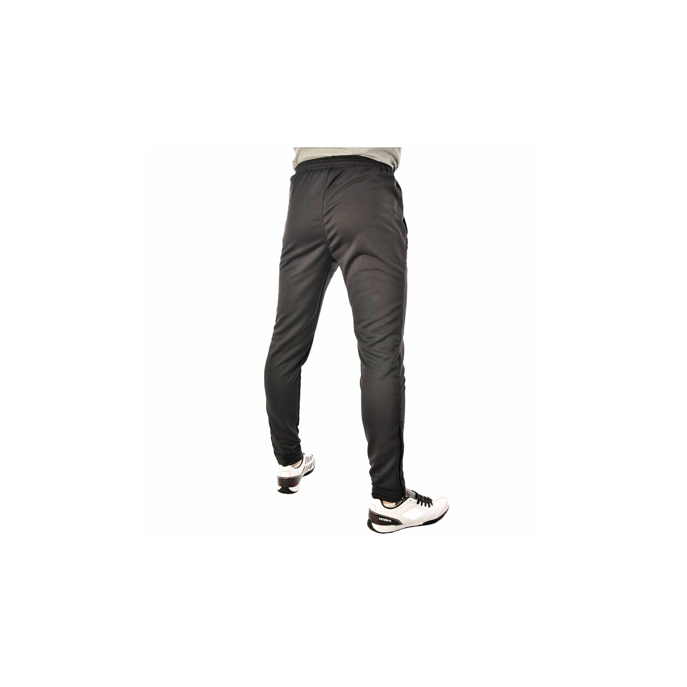 Spodnie dresowe męskie UMBRO SPODNIE TAPERED KNITTED TRAINING PANT 61366u090 kolor czarny