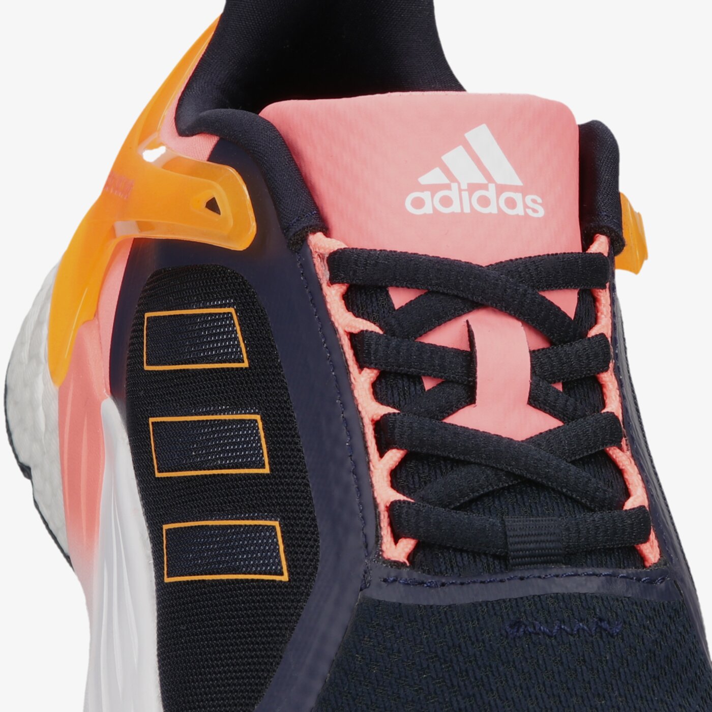 Buty do biegania damskie ADIDAS RESPONSE SUPER 2.0  gy8603 kolor czarny