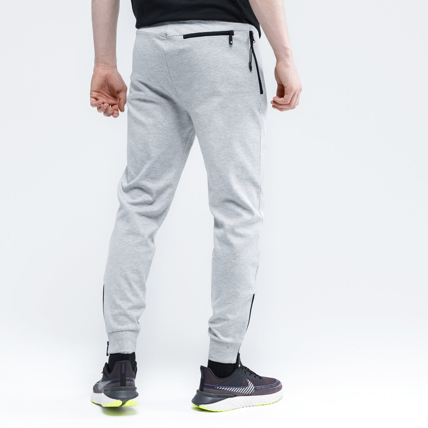 Spodnie dresowe męskie UMBRO SPODNIE RADIGO ul120spm19002 kolor szary