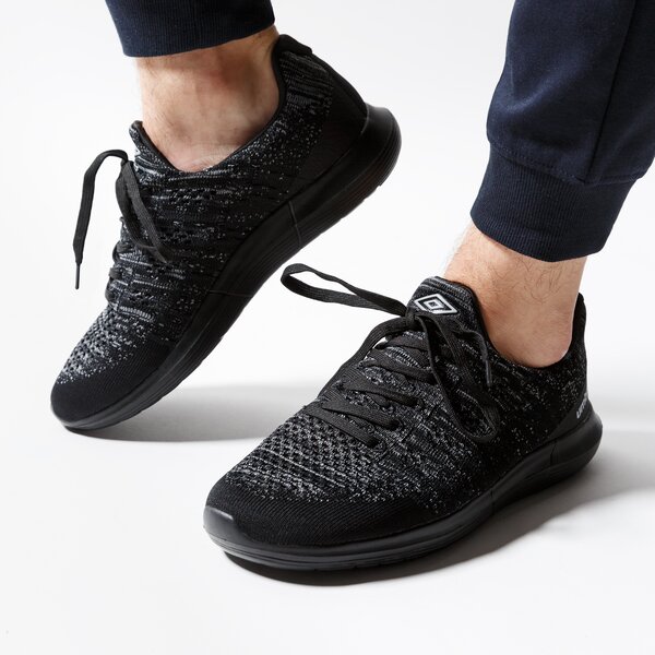 Buty treningowe męskie UMBRO MIRROKI ummx119005 kolor czarny