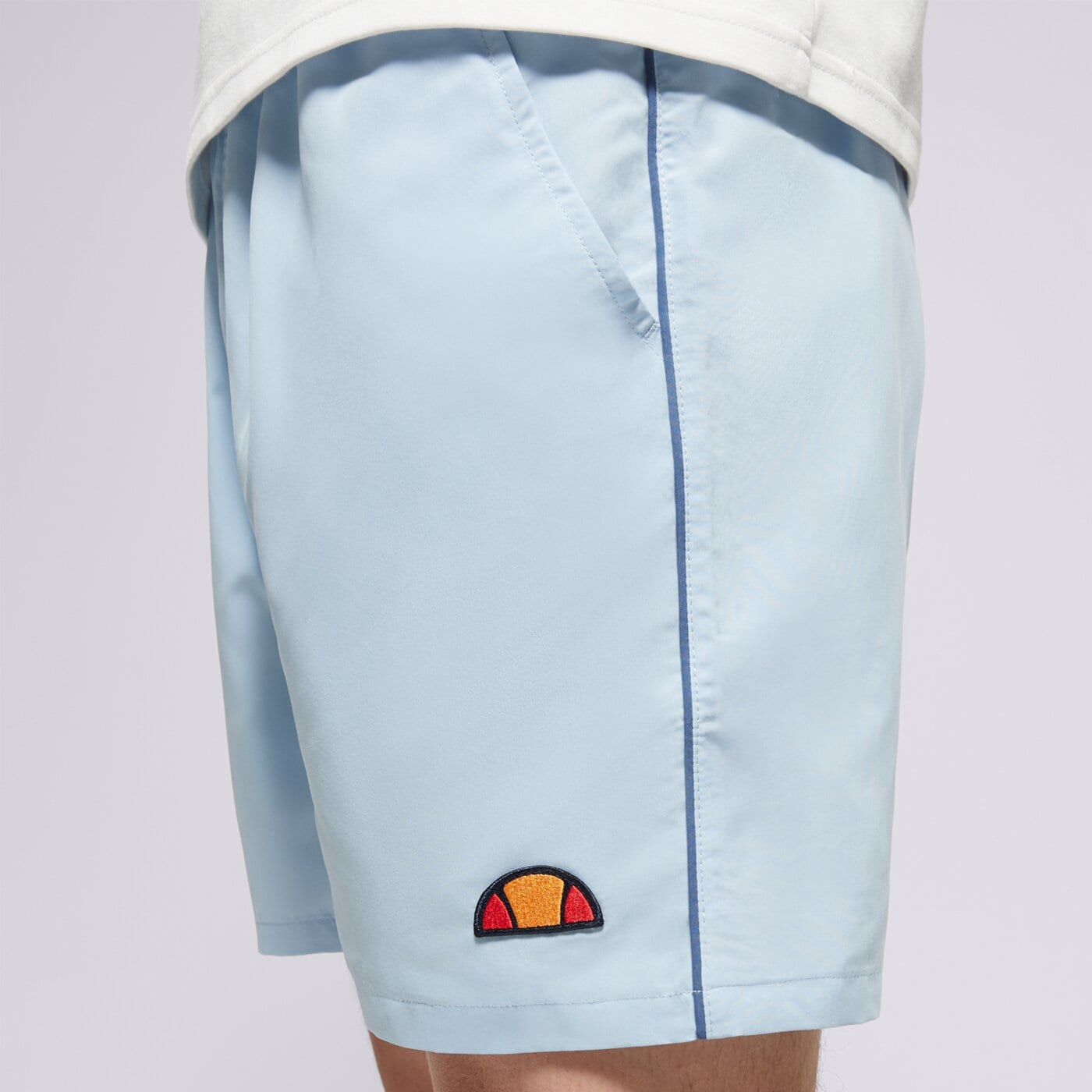 Kąpielówki męskie ELLESSE SZORTY DEM SLACKERS SWIM SHORT LBLUE/NAVY shz00938427 kolor niebieski